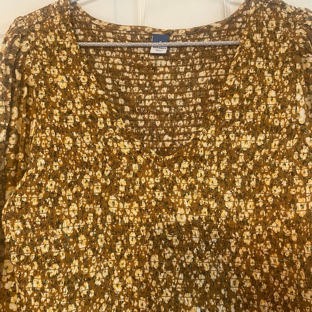 NWT Old Navy Size M Smocked Long-Sleeve V-Neck Blouse for Women - Picture 8 of 12